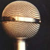 Microfono Astatic DNIH2 (izq.) Micrfono Brush BR-25(der).